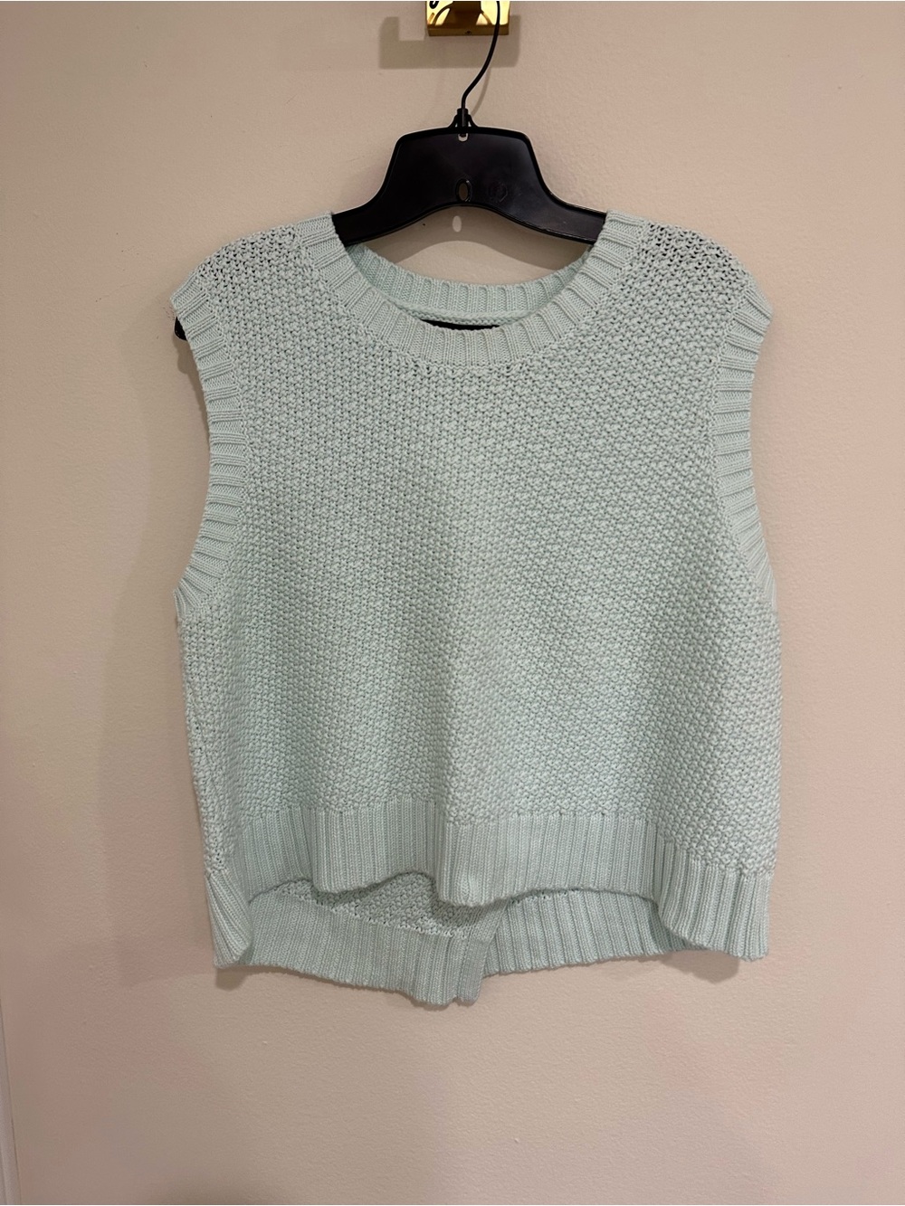 Banana Republic Light Mint Knit Sleeveless Sweater Vest